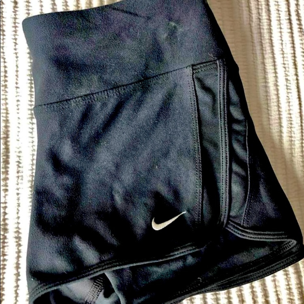 nike training shorts